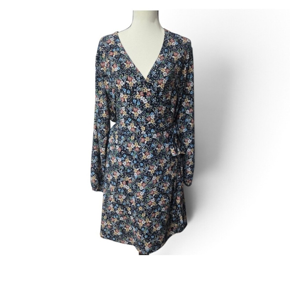 LOFT Floral Wrap Dress Black Multi Long Sleeve V Neck Size 14P Boho Cottagecore